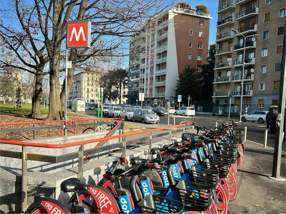 Primaticcio Metro E Aria Condizionata Apartman Milánó Kültér fotó